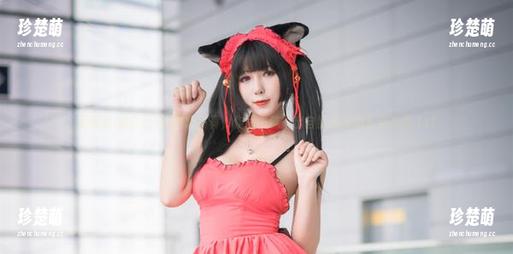 雯粥粥i的白色T恤全套写真，作品中流露出自然清新的生活态度.txt