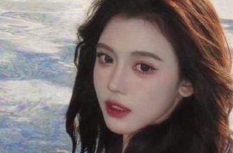 青豆客 – Una尤娜短裤写真合集，优雅与时尚的完美结合图片.txt