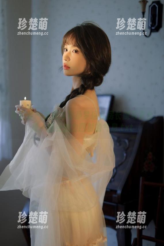 青豆客 - 时尚女神孙梦瑶私房长腿写真合集，感受魅力四射的气息.txt