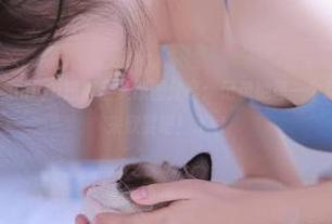 青豆客 – 宛恩miyu短裤全集原图分享：记录她每一个迷人瞬间，快来欣赏吧！.txt