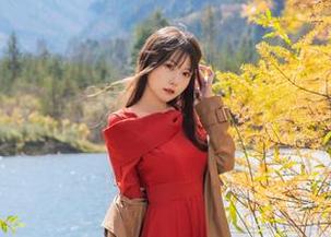 香草喵露露长腿写真定制，时尚与优雅的无缝融合.txt