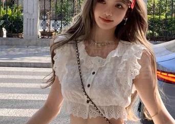 魅妍社 – 捕捉周小然短裙私房写真魅力,展现甜美与性感的完美融合.txt