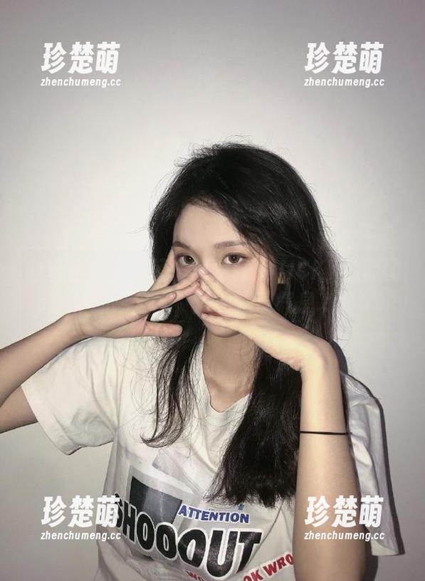 魅妍社-陈雅漫VICKY 魅妍社 - 婚纱轻语:陈雅漫VICKY的原图与细腻分享,尽显浪漫气息.txt